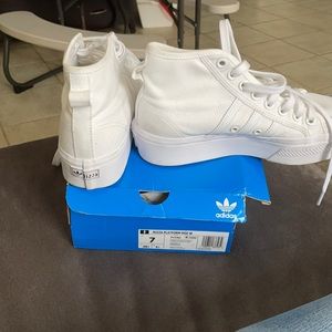 White platform Adidas